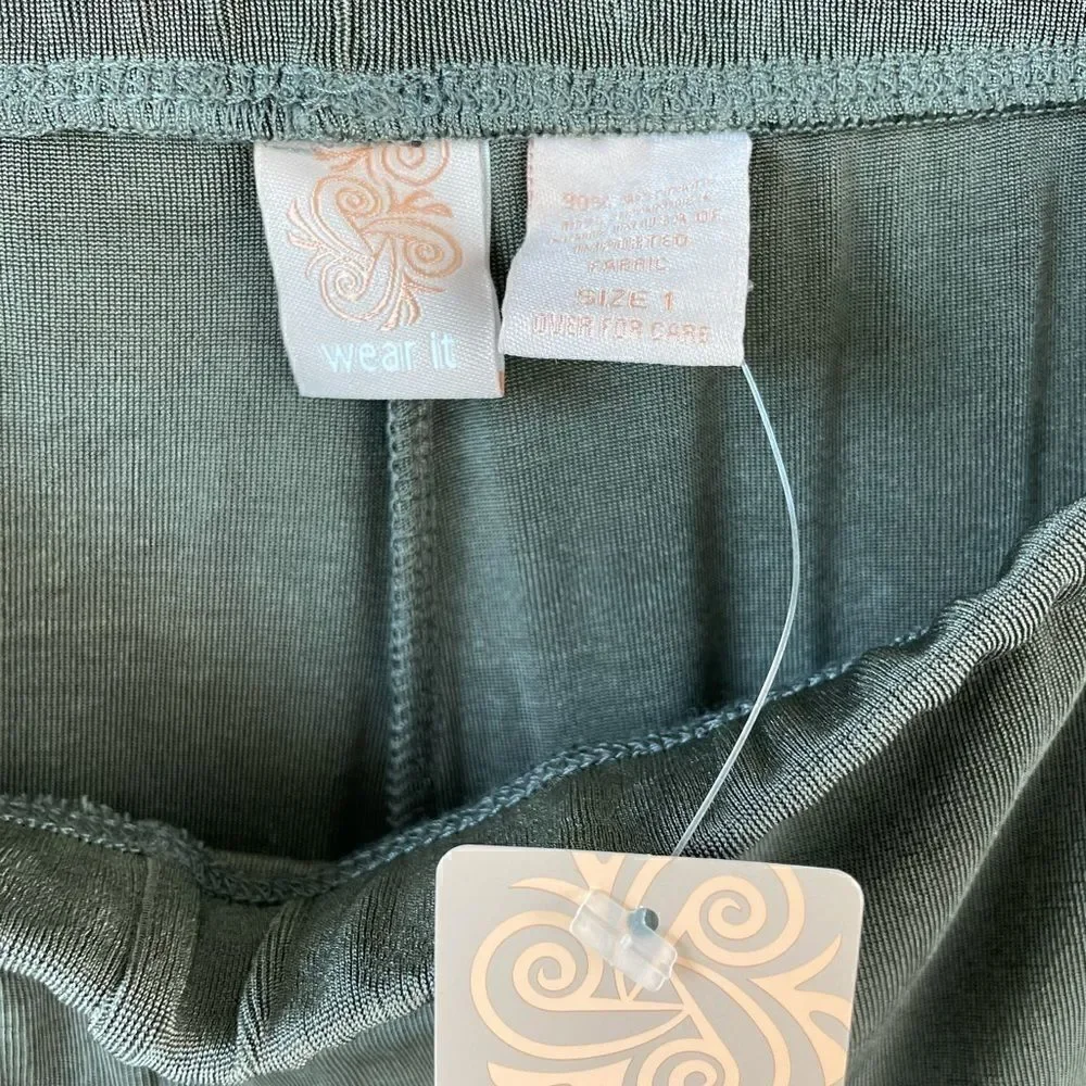 NWT Wear It Green Stretch Casual Pants Size S